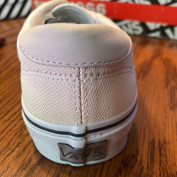 Vans 45 LX amazing pair of shoes in True White. Men’s 7.5 or women’s 9.0. - Picture 15 of 16